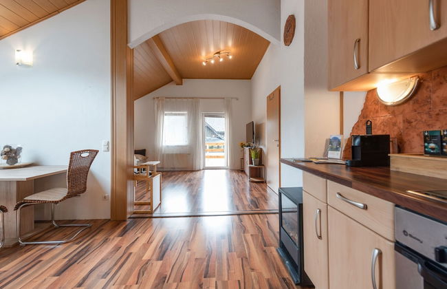 Modern Holiday Home in Pinsdorf With Garden - Photo 24