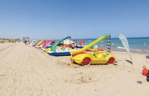 Amazing Apartment In Torrevieja - Foto 18