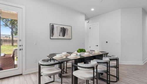 Mega Sized Luxury - Up to 24 Ppl - Downtown Access - Foto 2