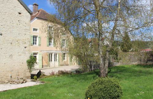 Elegant Family Home in Bouix - Foto 14