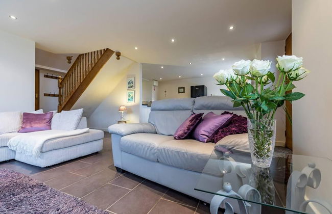 Brambles Farm Peak District Escape - Photo 23