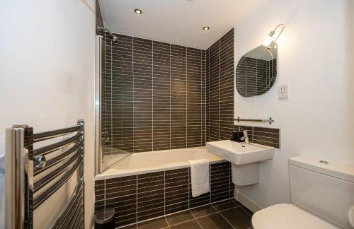 Stunning Skyline Liverpool Apartment with Parking - Foto 5