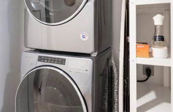 Your Downtown Urban Sanctuary - Walk to EVERYTHING - Foto 20