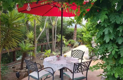 Villa Torre mit Pool und Bergpanorama - Foto 3