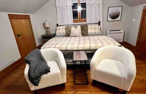 Golden Acres Ranch Hot Tub+Gameroom+Creek & wifi - Foto 7