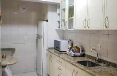 LINDO AP NA RUA 252, NO CORAÇÃO DE MEIA PRAIA - Foto 11