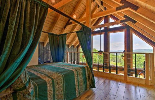 Red Sweetheart Barn Studio with Mtn and River Views! - Foto 17