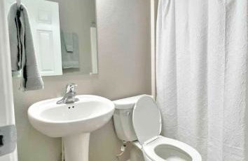 Private Stylish Townhome near ISU & Hospital - Foto 13