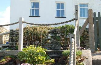 Dolphin Beach House In Tywyn - Photo 9