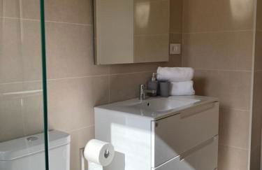 MON ART - Piso turístico en el centro de Logroño - ESTACIÓN DE TREN LOGROÑO - Foto 14