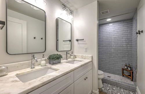 Dream Sylvan Park 4 bed 3 bath, Lush outdoor area - Foto 26