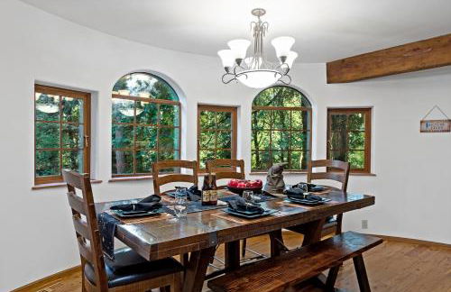 Magical Retreat at the Enchanted Vashon Castle - Foto 16