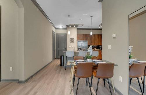 Chic 2BR- Pool,Gym,Pkng,Near BOK Ctr&Arts Dstrct - Photo 54