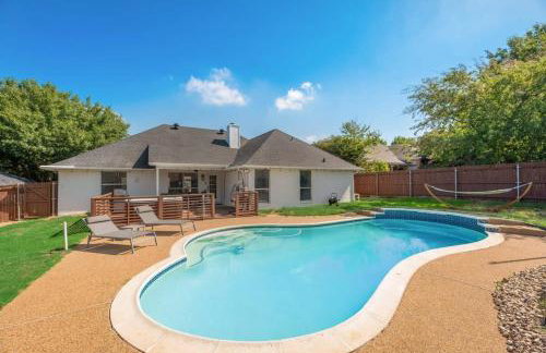 Boho Chic Home w Backyard Paradise - Pool + Grill - Foto 30