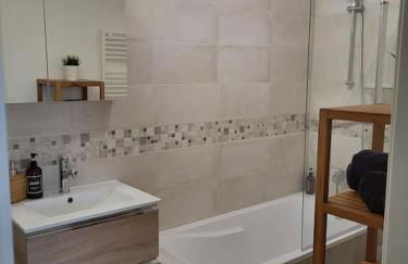 2 Soundproof Fully Equipped Studios near Geneva Airport - Foto 17