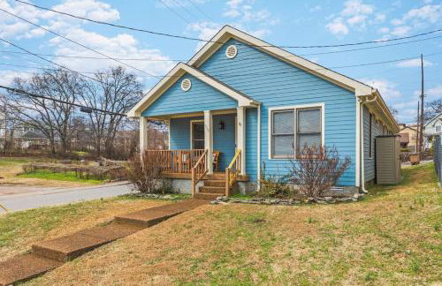 Pool Table WALK to Downtown Bars and Farmers Market - Foto 38