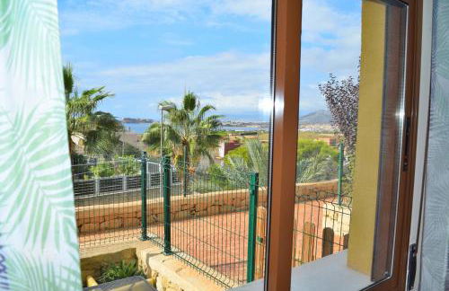 Apartamento con hermoso jardín y AC - Foto 45