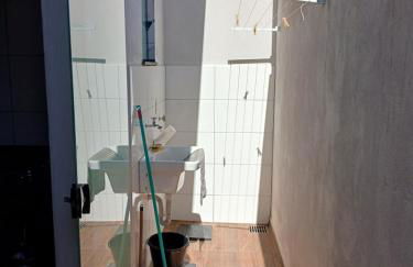 Kitnet mobiliada aconchegante - Foto 2