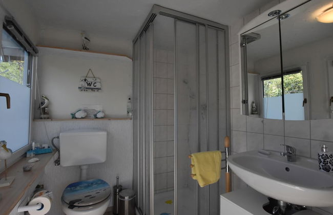 Striking Holiday Home in Sternberg With Jetty - Foto 35