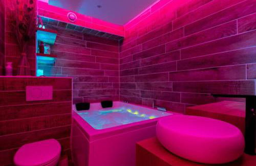 LE QUINTESSENCE: Balnéo & Luminothérapie + parking - Photo 27