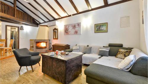 Lovely Home In Banska Selnica With Sauna - Photo 4