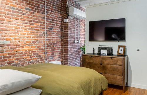 Bright Downtown Asheville Apt with Balcony, Walk Everywhere - Foto 29