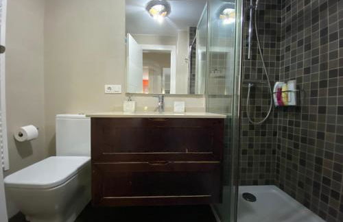 Mike´s apartment. Parking y piscina - Photo 15