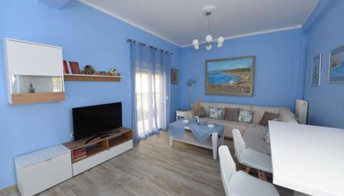 Blue Cozy Home in Kyparissia, Fully Equipped Nest - Foto 1