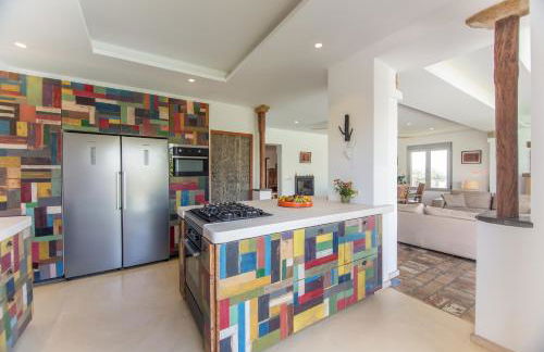 Exotic Beachfront Retreat Handcrafted Bohemian Luxury - Foto 23