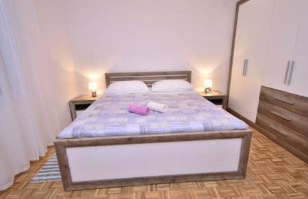 Holiday home Dinko - Photo 31