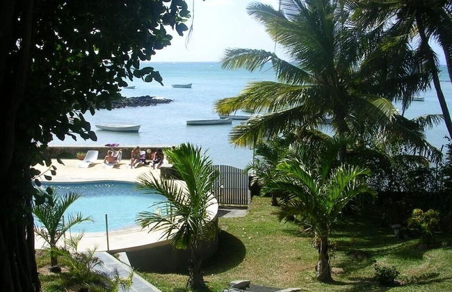 Comfortable Beachfront Bungalow With Pool - by Feelluxuryholidays - Foto 33