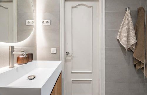 Barcelona Stadium Luxury Apartment - Foto 15