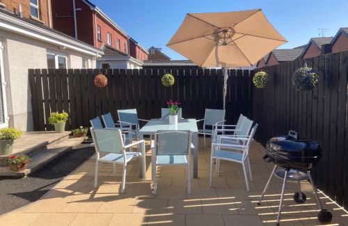 Hopefield Premium Holiday Home Portrush Sleeps 10 4 bedrooms - Foto 22