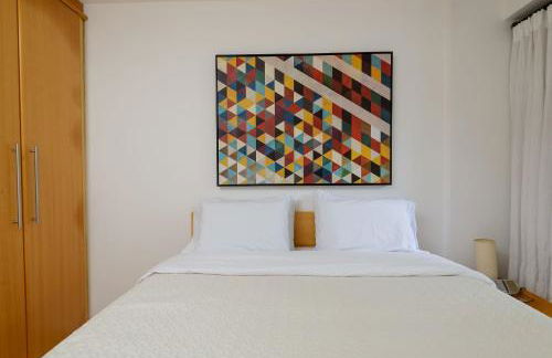 Flat c/ Limpeza Diária e Estacionamento - LB507 - Foto 25