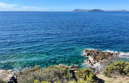Appartement cosy vue mer à 50 m de la plage - refait à neuf et climatisé - Foto 34