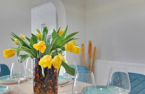 Ann’s Place - 2 Bed House Central Romford - Free Parking & Garden - Foto 11