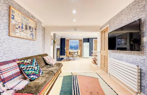 GuestReady - Lower Ground Classic near The Oval - Foto 1