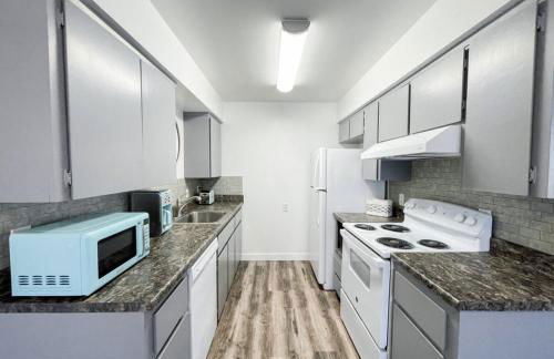 Lovely home central Coalinga-2BR Stopover near I-5 - Foto 10