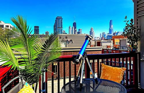 Art Downtown Fulton Market Entire 3 bedroom Home Sleep10 Private Garage Roof EV Tesla - Foto 18
