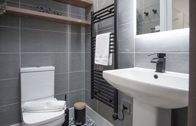 The Hideaway - 2 Bed Holiday Home - Little Haven - Photo 51