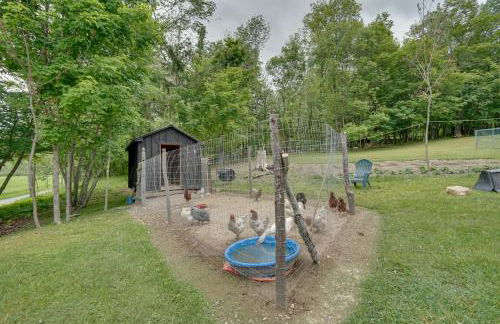 Gorgeous Victorian-Style House with Hilltop Pool! - Photo 36