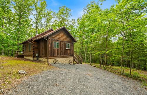Mallard Creek Cabin - Firepit - Kitchenette - Large Deck - Gas Grill - Foto 4