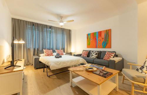 Charming 2 Bedroom Apartment with FREE PARKING close to Torre del Oro by Ocityzen - Foto 8