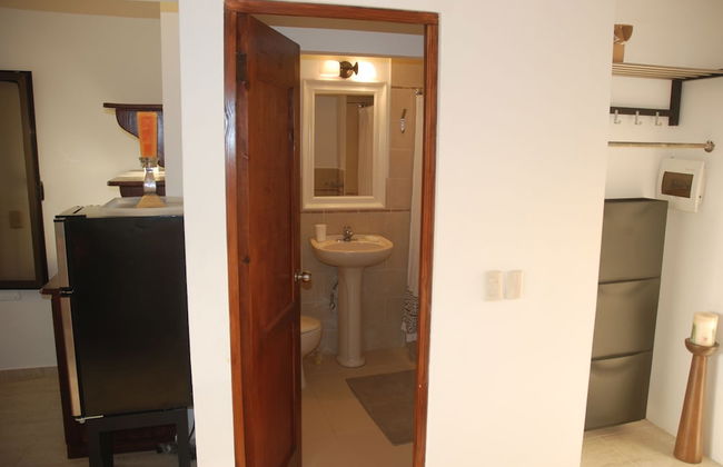 E&J Boutique Residences - Photo 59