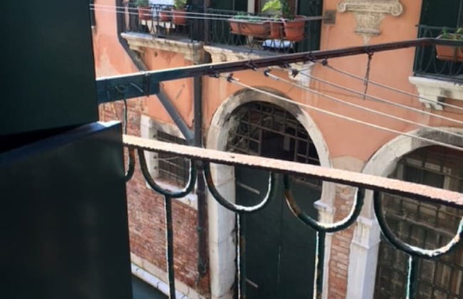 San Polo Canal View Apartments - Photo 80