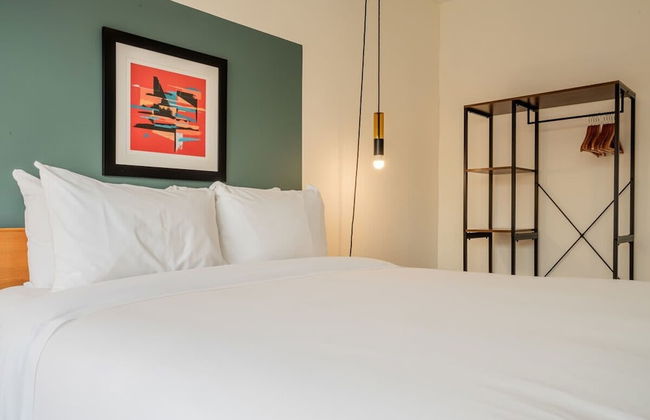 Picturesque 2BR in Casco Antiguo - Photo 41