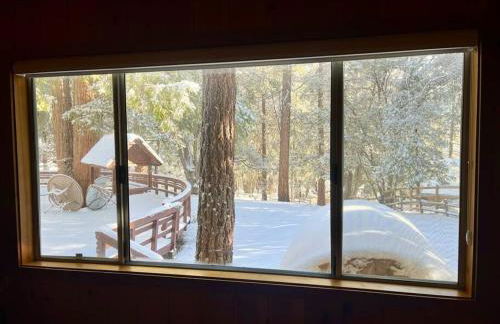 Serene and Magical Cabin w/Barrel Sauna and Fireplace - Foto 34