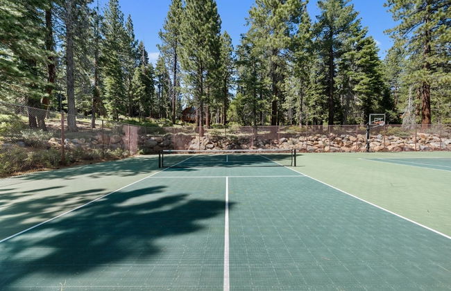 Enjoy Forest Views Retreat at Kingswood Village! - Photo 19