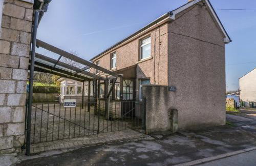 Rose Cottage - Photo 2