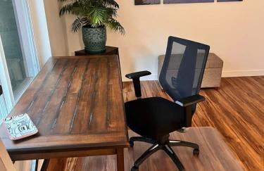 Free Tram Tickets! 3BR Valley Home wKing beds - Foto 14